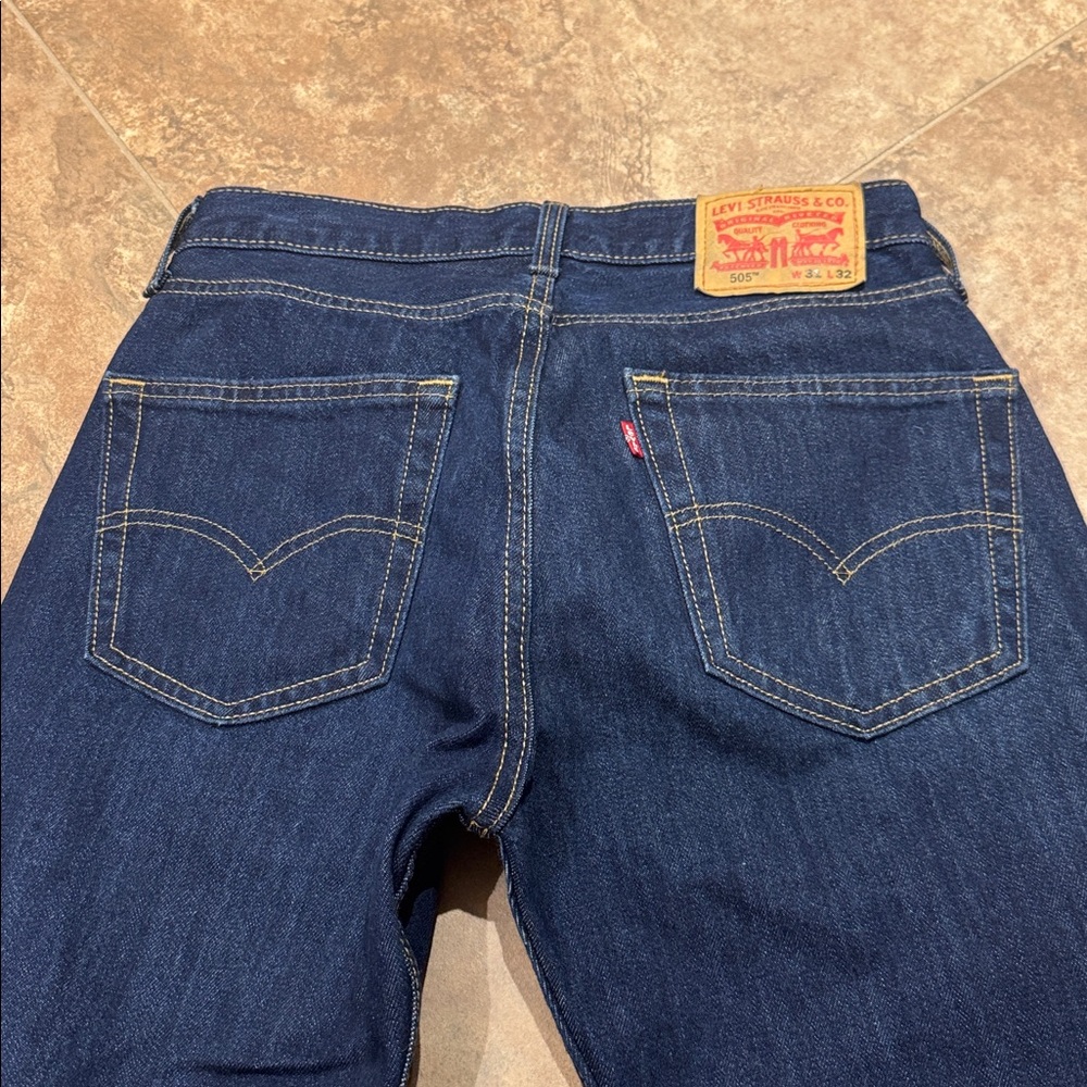 Men's Classic Levi’s 505 Blue Jeans Size 31Wx32L